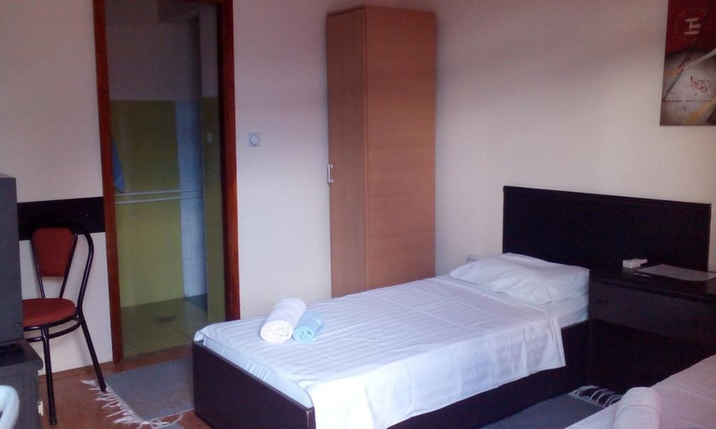 Motel Le Village สโกเปีย ภายนอก รูปภาพ